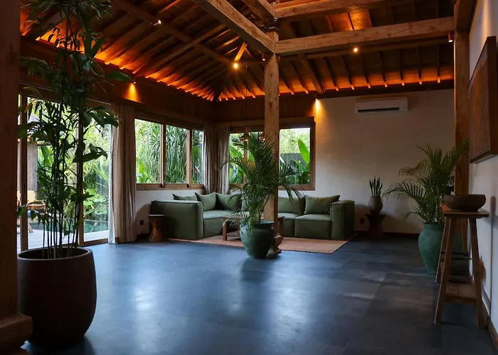 Teak - Copper Tub & Pool - Uluwatu